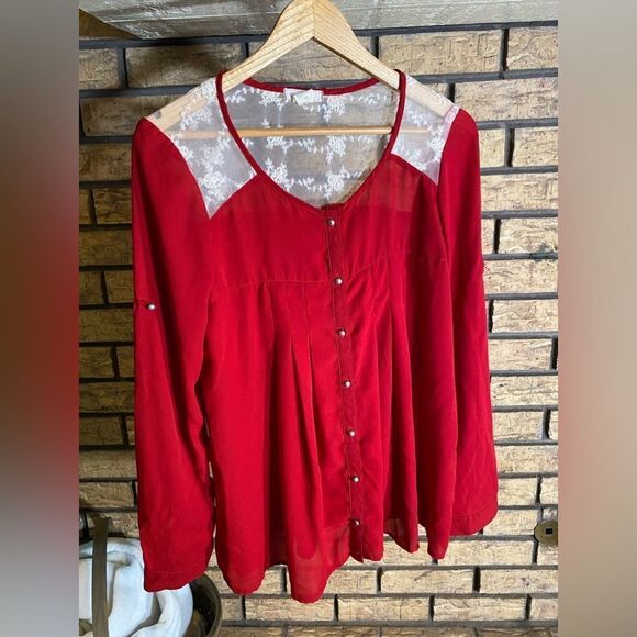 Pretty Good Tops - Pretty good brand blouse 